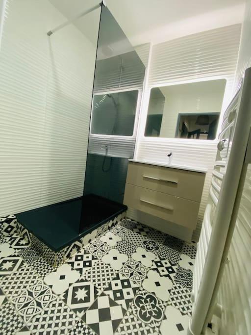 Appartement 2 Chambres Mantes-la-Ville Extérieur photo